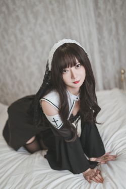 [福利COS] 51酱 - 修女(33P)