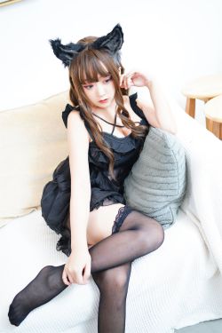 [福利COS] 动漫博主恩田直幸 - 黑色狼耳(45P)