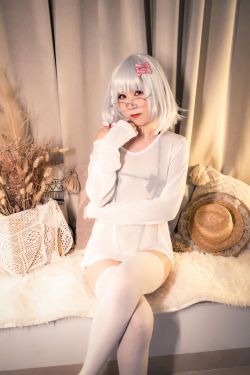 [福利COS] 流年不停_w - 送给你的新年礼物(46P)