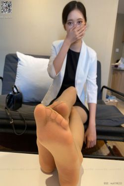 [ISS系列]  欣欣 白西装(105P)