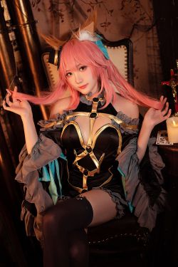 [福利COS] Coser瓜希酱福利 - 玉藻前 漆黑魔术服(20P)-COS