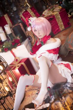 [福利COS] 动漫博主阿包也是兔娘 - 拉姆(11P)-COS