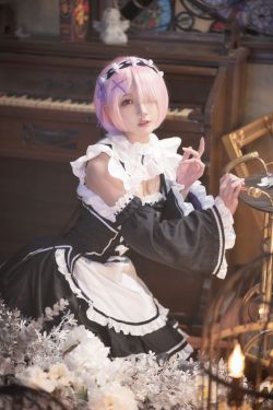 [福利COS] 动漫博主阿包也是兔娘 - 拉姆女仆(22P)-COS