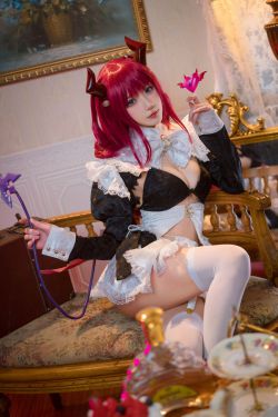 [福利COS] 动漫博主阿包也是兔娘 - 莉莉娅女仆(28P)-COS