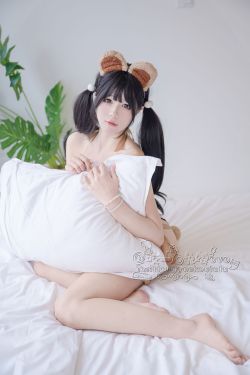 [福利COS] 咬一口兔娘 - 小熊睡衣(60P)