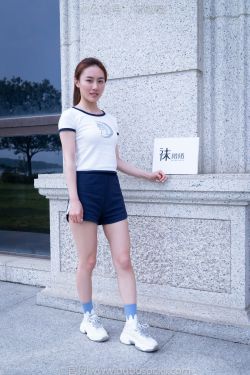 BoBoSocks袜啵啵 No.028 小米-运动鞋、白棉袜、裸足(133P)