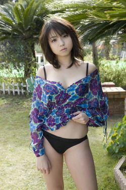 中村静香《美少女生撮り》 [YS Web] Vol.291(103P)