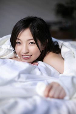 平田裕香《決心》 [YS Web] Vol.323(77P)