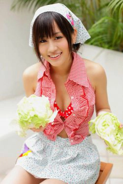 前田敦子《4番センターあっちゃん登場》 [YS Web] Vol.330(60P)