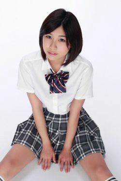 Kinatsu Kuraoka 倉岡生夏《Eカップの、にゅ》 [YS Web] Vol.391(45P)