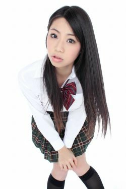 鈴木ふみ奈《Hカップのグラビア女王入学！》 [YS Web] Vol.395(39P)