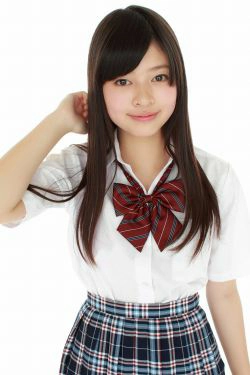 Erena Sakurai 桜井えれ《17歲のハ入學！》 [YS Web] Vol.408(42P)