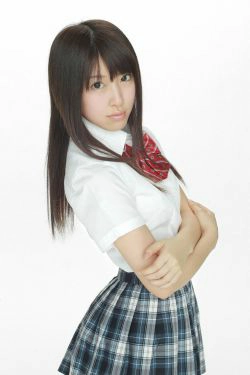誉田みに《ちっちゃぷりてぃミニーちゃん入学！》 [YS Web] Vol.563(54P)