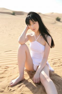 富樫あずさ富樫梓《禁断のドバイ》 [YS Web] Vol.569(100P)