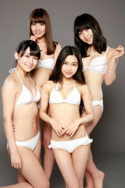 AKB48成员(小嶋真子、加藤玲奈、田野優花、高橋朱里)《18歳のAKB48》 [YS Web] Vol.657(50P)