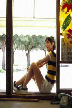 Eri Kamei 亀井絵里 [Hello! Project Digital Books] Vol.17(99P)