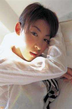 [Bomb.TV] 2005年03年01月刊 Mariko Okubo 大久保麻梨子(51P)