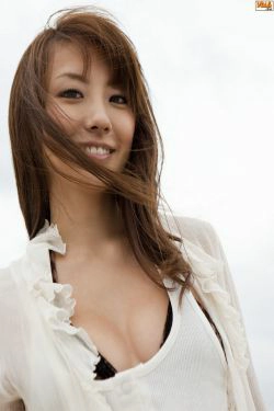 [Bomb.TV] 2009年12月刊 山本梓 Azusa Yamamoto(31P)