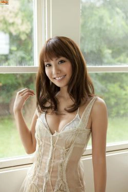 [Bomb.TV] 2010年02月刊 Azusa Yamamoto 山本梓(30P)