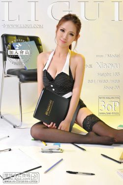 [丽柜贵足LiGui] Model 小玉《职业装眼镜女》上下全集 美腿丝足写真图片(73P)